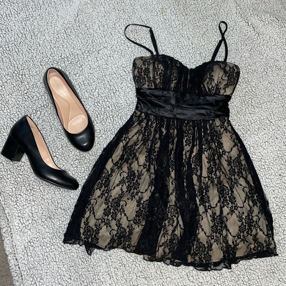 !LAST CHANCE! Donating soon! 
Sexy lace mini dress